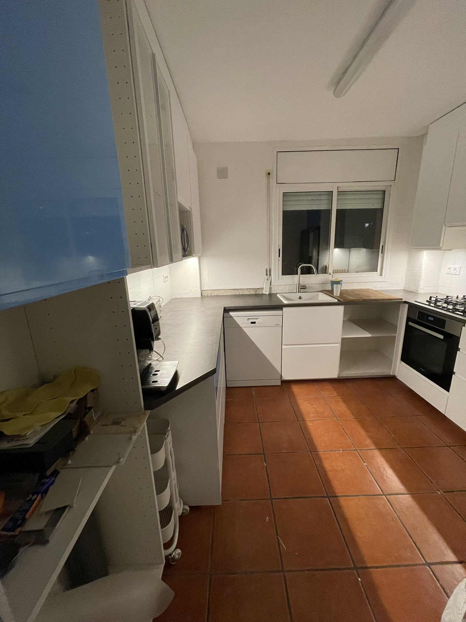 Trabajos electricista en una visita