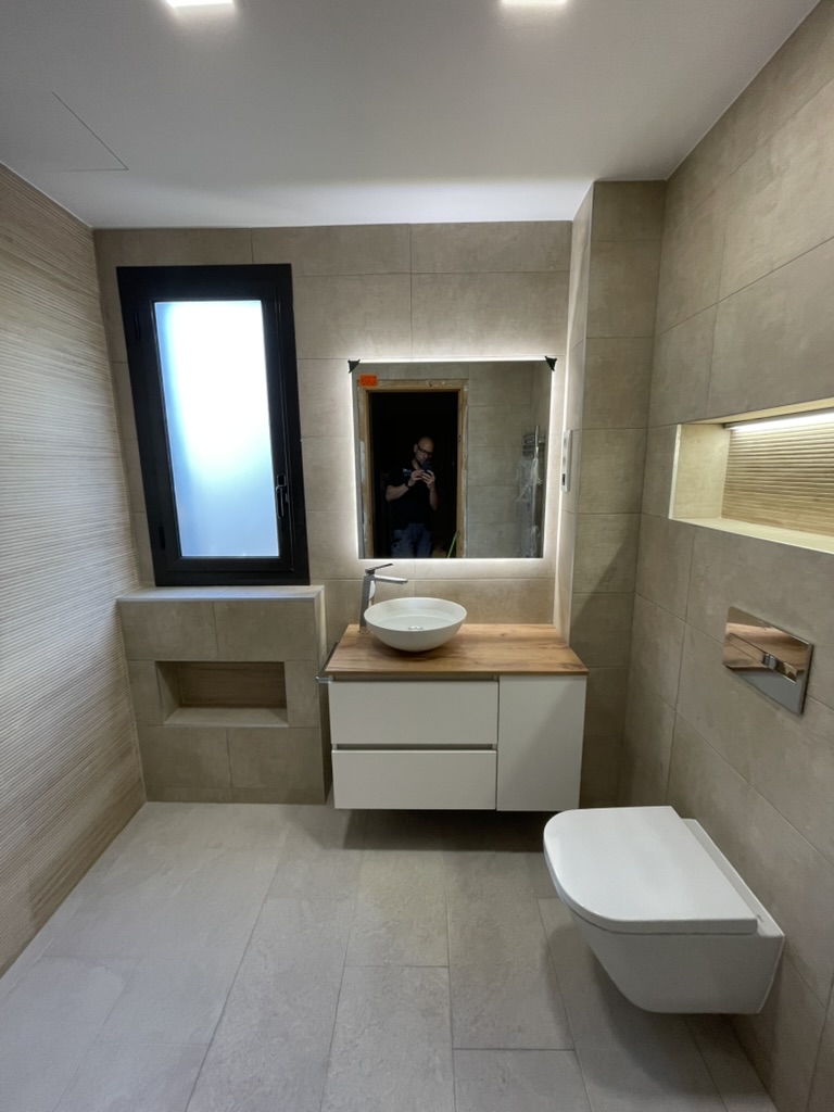 Reforma de baño realizada por Sanzivi BCN